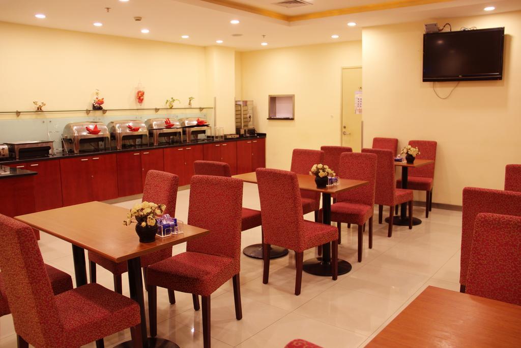 Hanting Hotel Qingdao Wusi Square מראה חיצוני תמונה